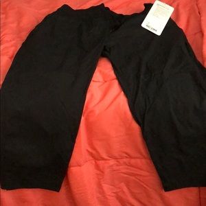 Lululemon Dance Studio Crop II